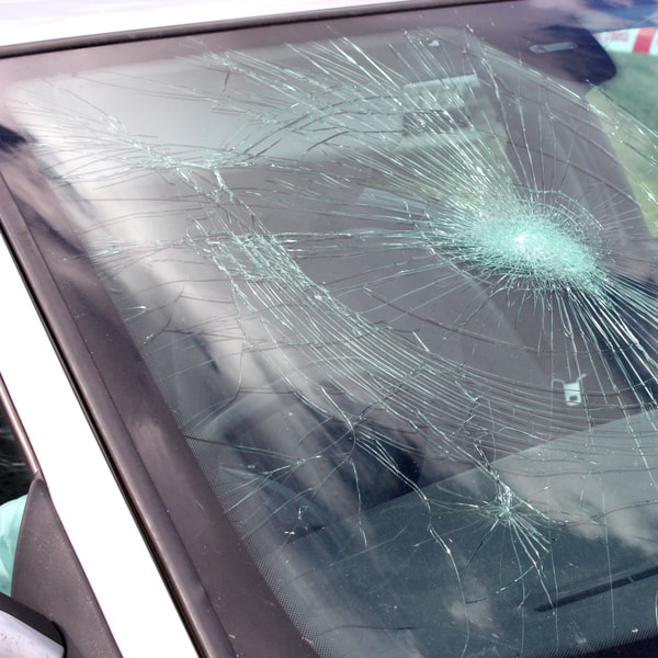 which auto glass replacement tech to contact and what is the price cost to fix broken windshield 